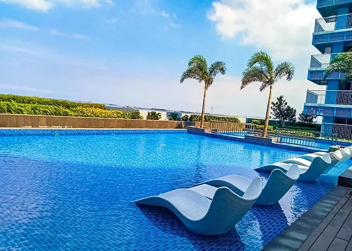 Elegant 1br Near Solaire, Okada, Mall Of * Manila
