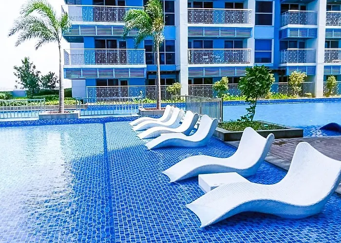 Elegant 1br Near Solaire, Okada, Mall Of Manila